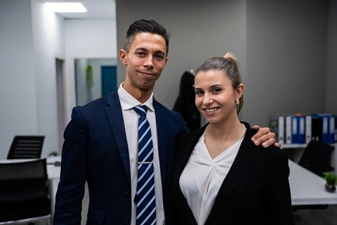 Agentes de Grupo Navarro, expertos en inmobiliaria en Valencia y Campanar
